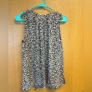 Loft sleeveless leopard top!